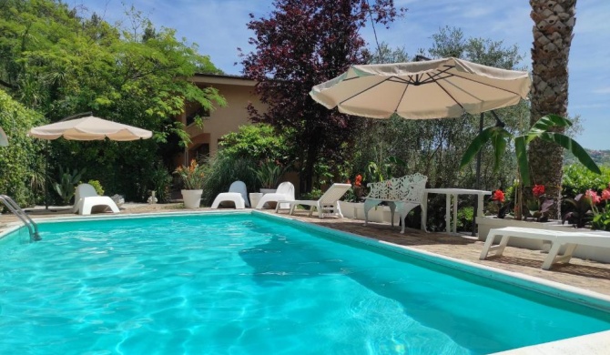Villa Maja Country House