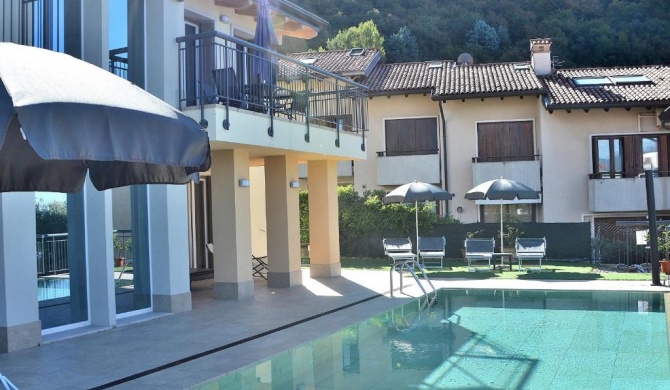 South Apartment With Pool