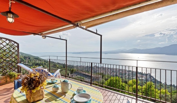 Terrazza Torri del Benaco