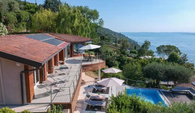 Villa Vela