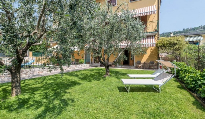 Casa Gemma - apartment with garden