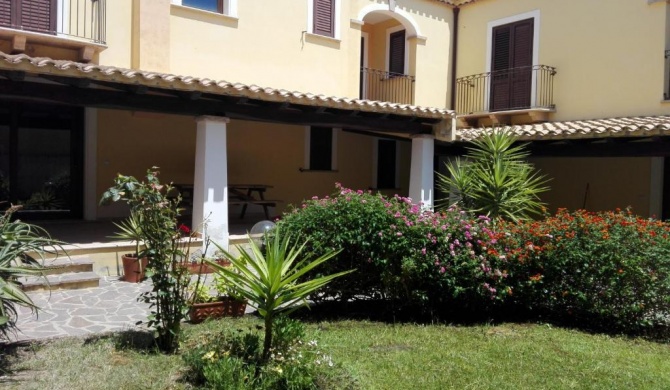 Casa il Cortile Fiorito