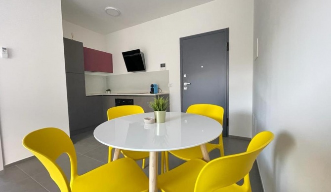 Nuovo a 40 passi dal mare. A casa di “Bicca”
