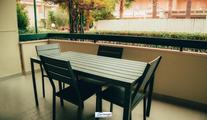 Smart and Sea Garden East