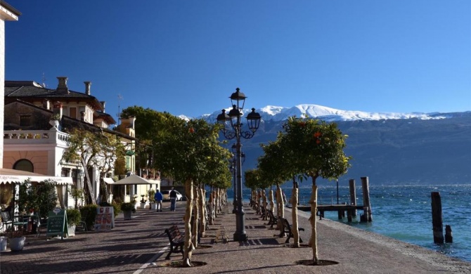 Al Peverì 300 m From Lake - Happy Rentals