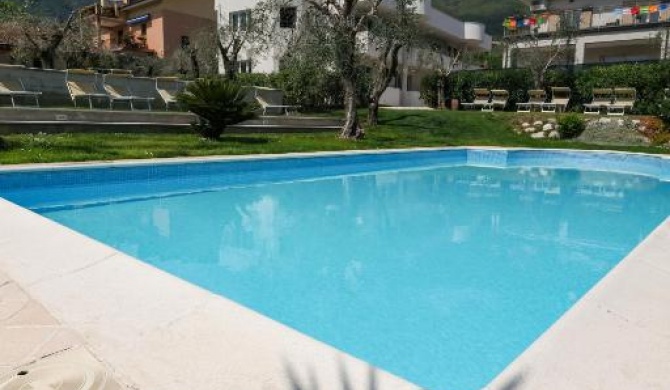 Borgo degli Ulivi Residence di Olympic Garda Lake