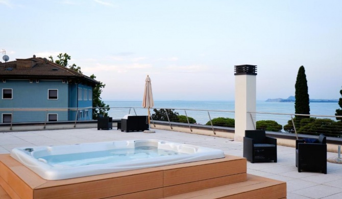 Garda Blue Home - Corte Fasanella - by Host4U