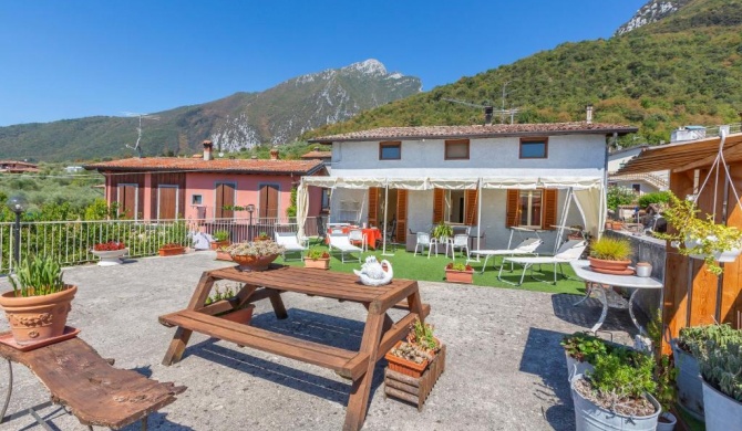 Gemma Del Lago With Fantastic Lake View - Happy Rentals