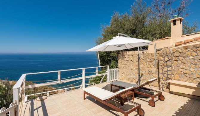 BOHaus: Nel Blu dipinto di Blu