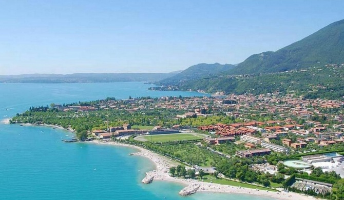 Casa Marsilva - holiday apartment with roof terrace, near the lake