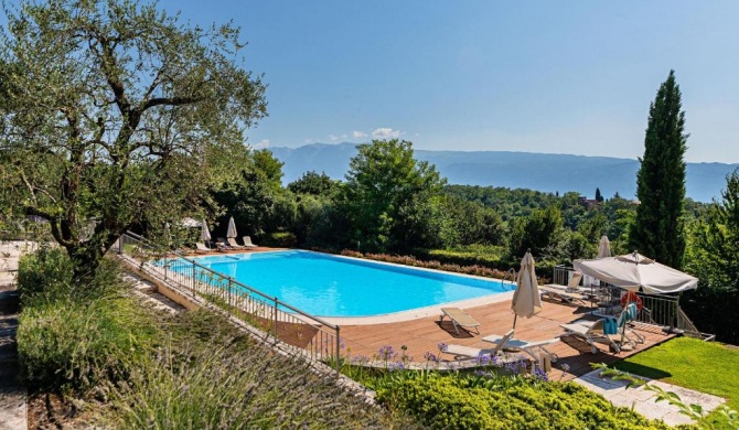 Villa Valeria con piscina by Wonderful Italy