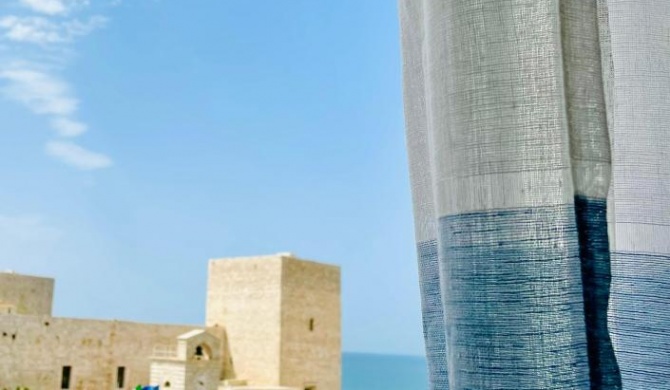 CASA GIO'-vista mare,tribunale e castello nel pieno CENTRO di Trani-WIFI