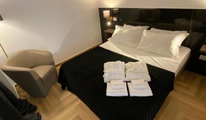 SuiteSantaChiara