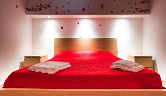 Teti Rooms