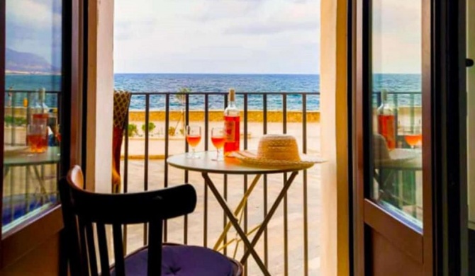 Ninfa apartment the window on the Mediterranean