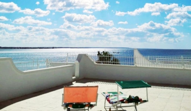 Anna House Fronte Mare in Centro