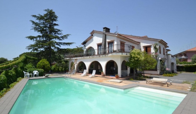 Luxury villa with private pool between Etna and the sea