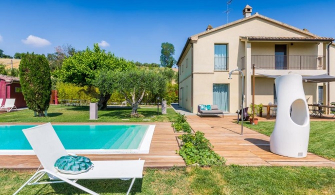 Villa Aurora