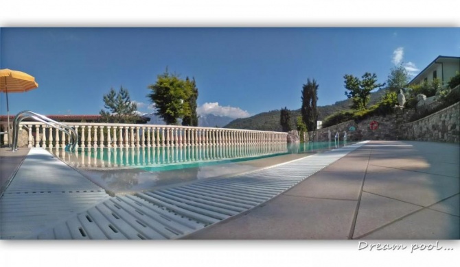Appartamenti La Tartufaia Country house pool and relax By Gardadomusmea