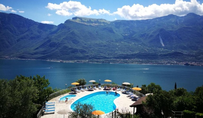 Residence Hotel Maxi