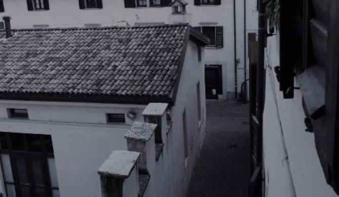 Adler Apart