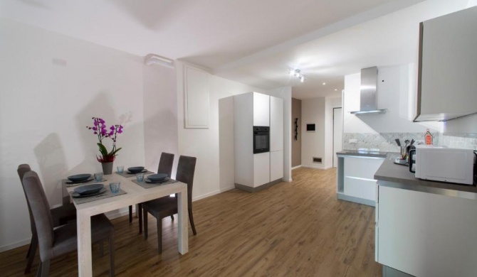 YUGOGO MAZZINI 41 Trento Centro
