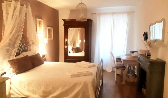 Livia s Charming House