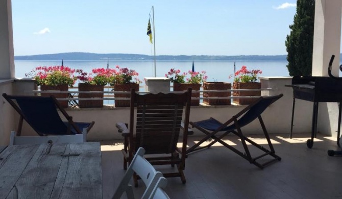 Verde Blu Lakefront Boutique Holiday Apartments Trevignano Romano