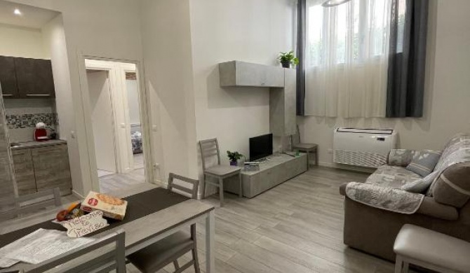 Da Lenny: Grey, the new apartment