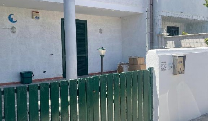 Casa Vacanze Torre dell’Orso con Piscina in Residence