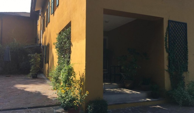 La Casa Gialla