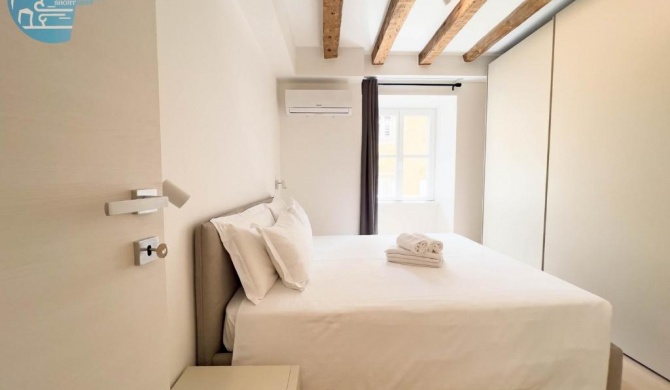 Cavana 10 Tirabora Short Rent
