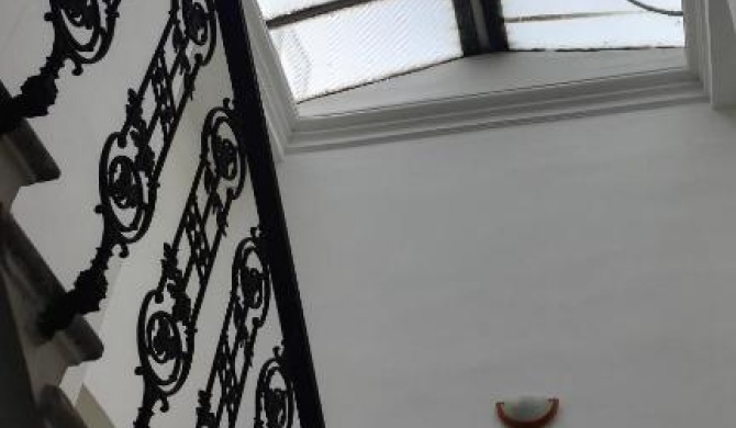 Center Room