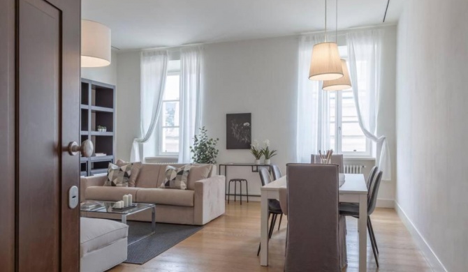 Palazzo Tergesteo Tirabora Suite Apartments