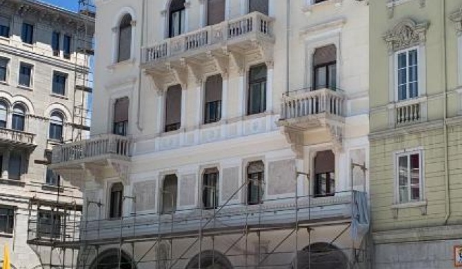 Piazza Goldoni Rooms