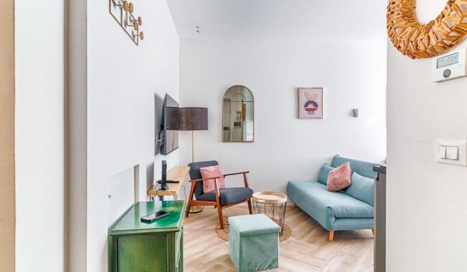 Trieste Elegant Turquoise Apartment
