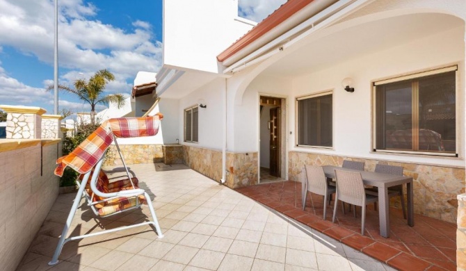 Villa Rosa di Mare by BararHouse
