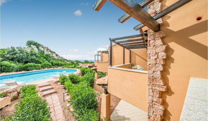 Beautiful apartment in TrinitadAgultu OT with 2 Bedrooms, WiFi and Outdoor swimming pool