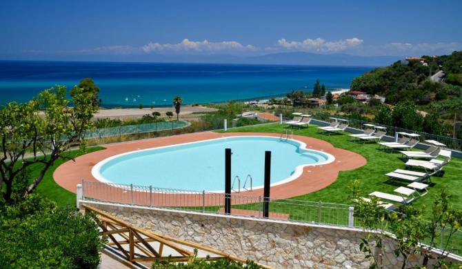 Residence New Paradise