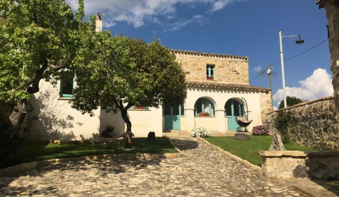 B&B Su Strintu