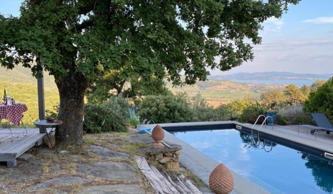 casa intera giardino e piscina