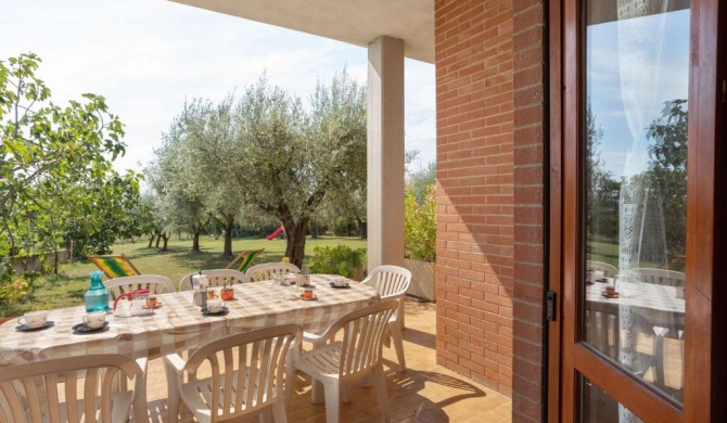 Cozy apartment with swimming pool and gym on Lake Trasimeno