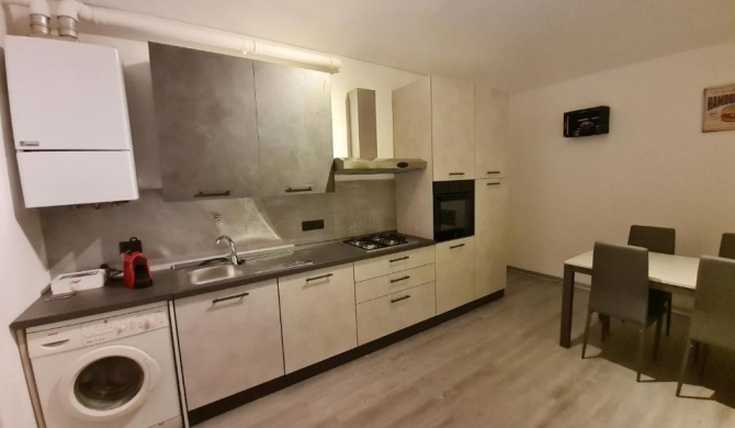 Appartamento Magenta 5