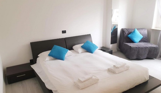 J&M HOUSE -Fronte Ospedale- INCLUSO NETFLIX E DISNEY PLUS