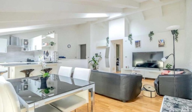 [Penthouse] Piazza San Giacomo