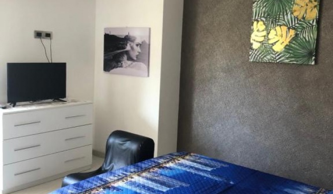 "CASA ROSI" Affittacamere trequattrozerotrentatretrediciseiquattrouno