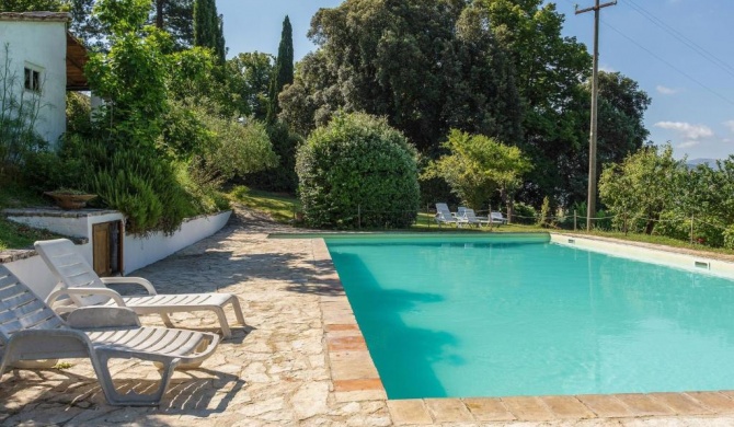 Luxurious Mansion in Umbertide with Swimming Pool