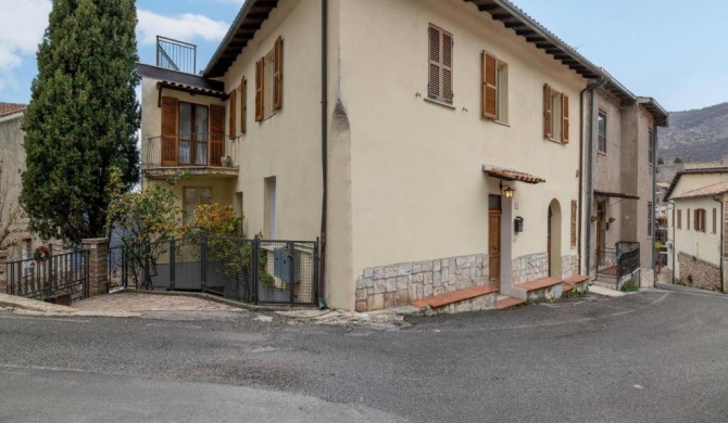 Large apartment a stone's throw from the Marmore Falls