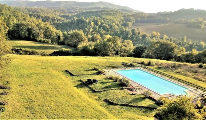 Large Farmhouse in Umbria -Swimming Pool -Cinema Room -Transparent Geodesic Dome