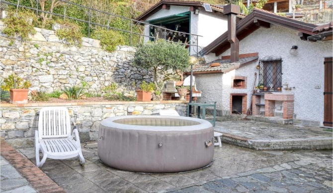 Amazing apartment in Uscio with